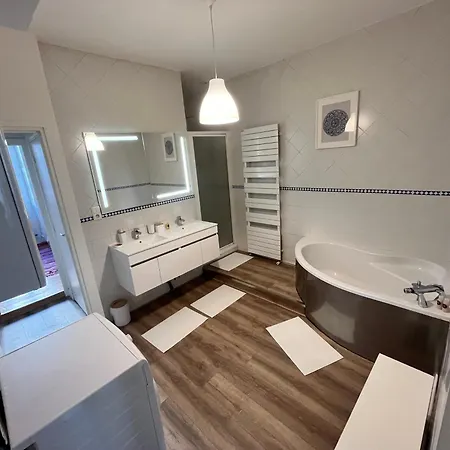 Cosy Center Av Des Etats-unis Appartement