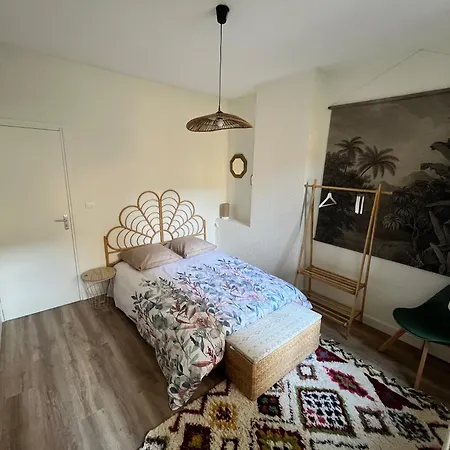 Cosy Center Av Des Etats-unis *