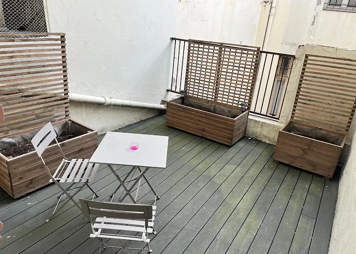 Cosy Center Av Des Etats-unis *